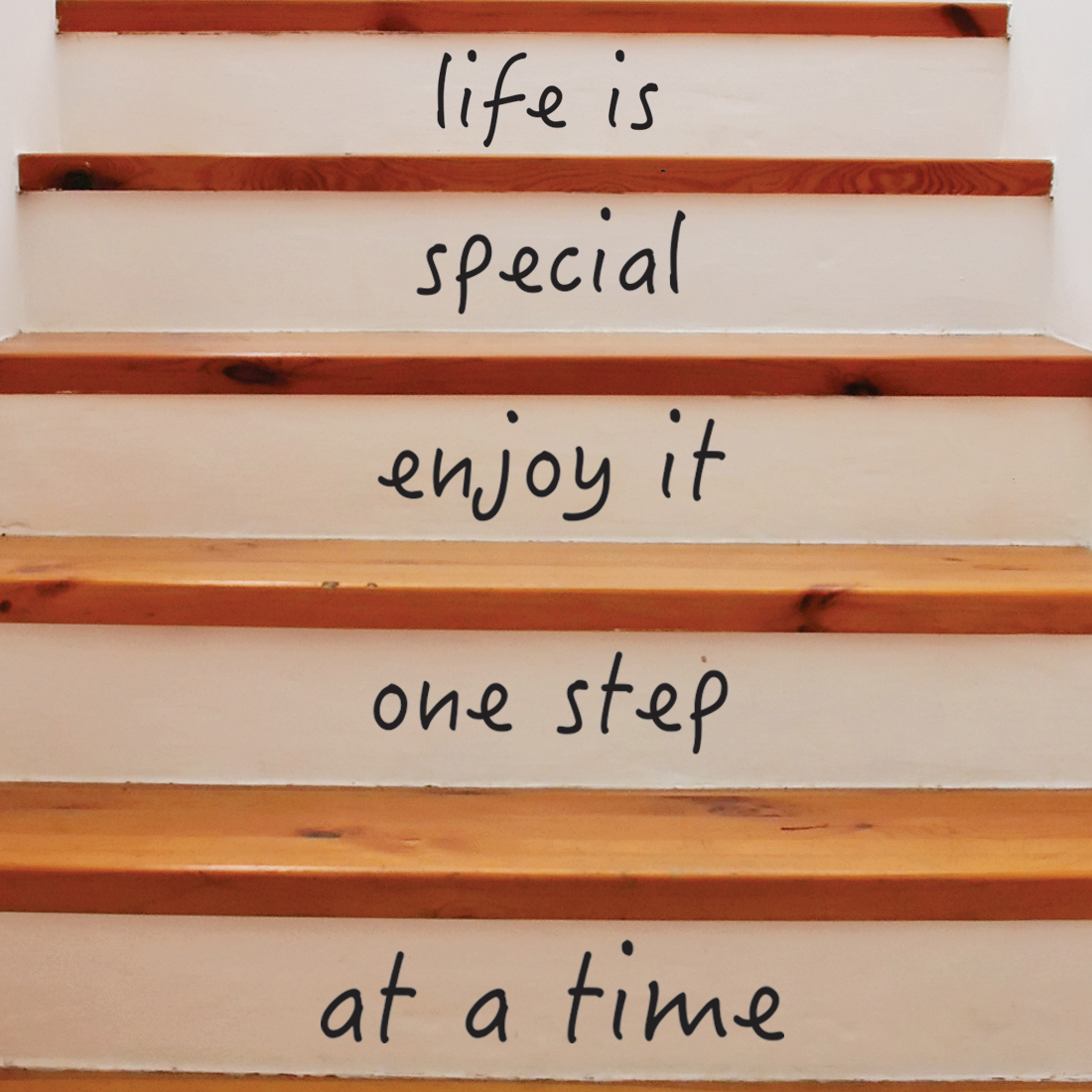 trapsticker-life-is-special-enjoy-one-step-at-the-time Trapsticker tekst - Life is special enjoy it one step at a time - Afbeelding 2