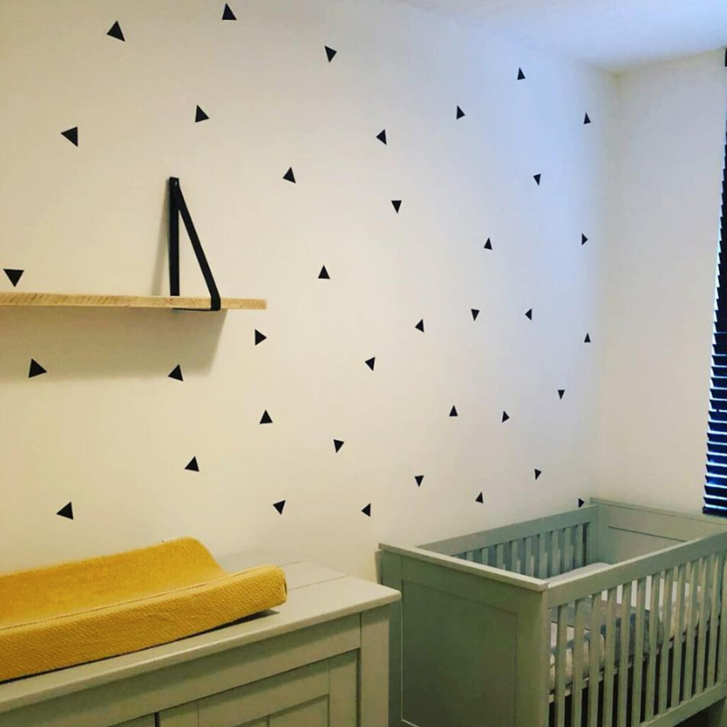 driehoekjes-muurstickers-triangles-scandesign-scandinavische-kinderkamer-babykamer-muur driehoekjes-muurstickers-triangles-scandesign-scandinavische-kinderkamer-babykamer-muur
