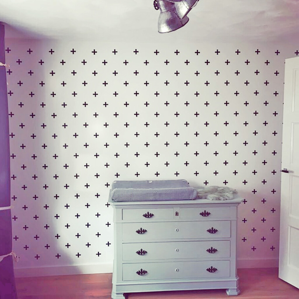 plus-kruis-plusjes-muurstickers-stikkers-wandstickers-goedkoop-zwart-wit-los