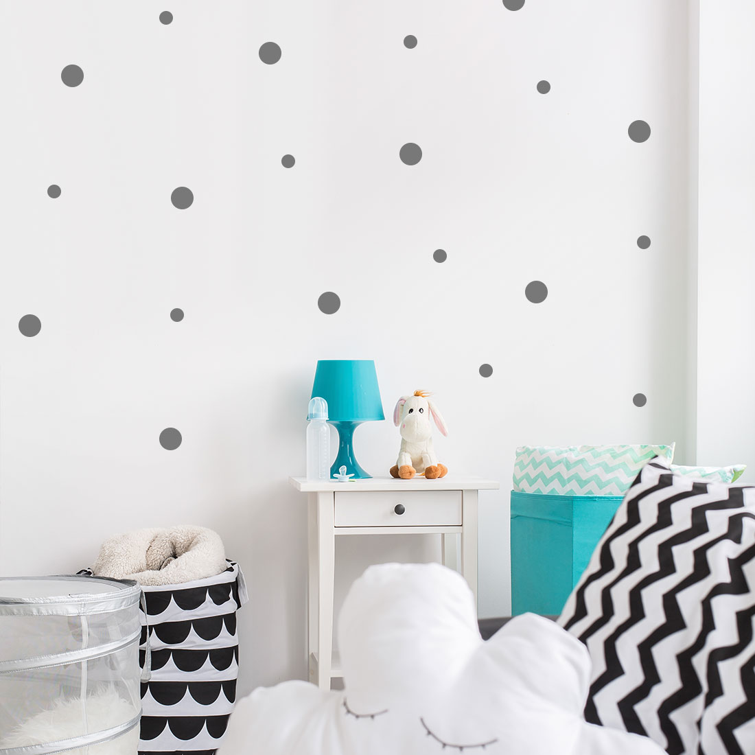 stippen-muurstickers-scandinavische-stijl-accessoires-muur stippen-muurstickers-scandinavische-stijl-accessoires-muur
