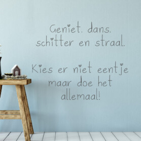 muurtekst-muur-qoute-inspirerend-zwart-sticker-plakkers quote muurstickers goedkoop inspiratie zwart wit
