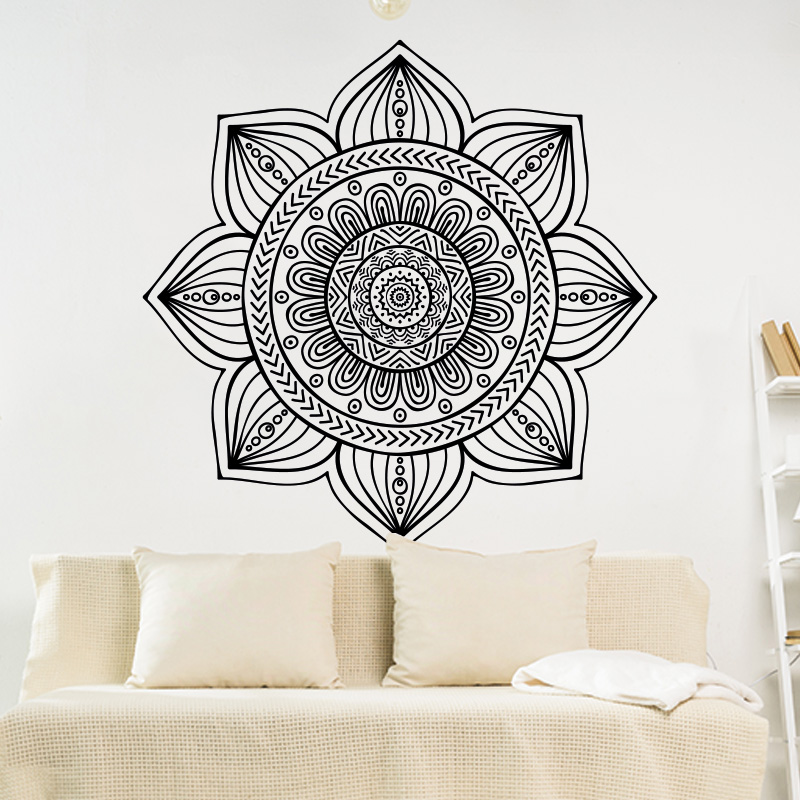 mandala muursticker kopen yoga diy inspiratie woonkamer zwart wit bloem namaste Muursticker mandala